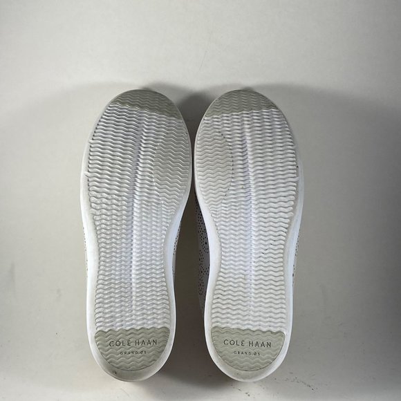 Cole Haan grand os. gray laser cut lace up sneaker 7.5 b - Picture 3 of 5